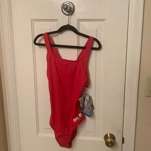 NWT Arena training suit
